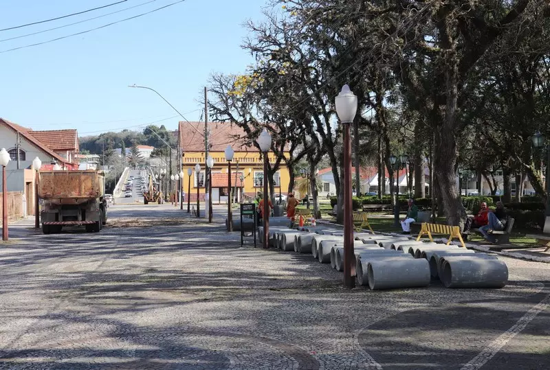 Obras no Centro de Rio Negro são iniciadas